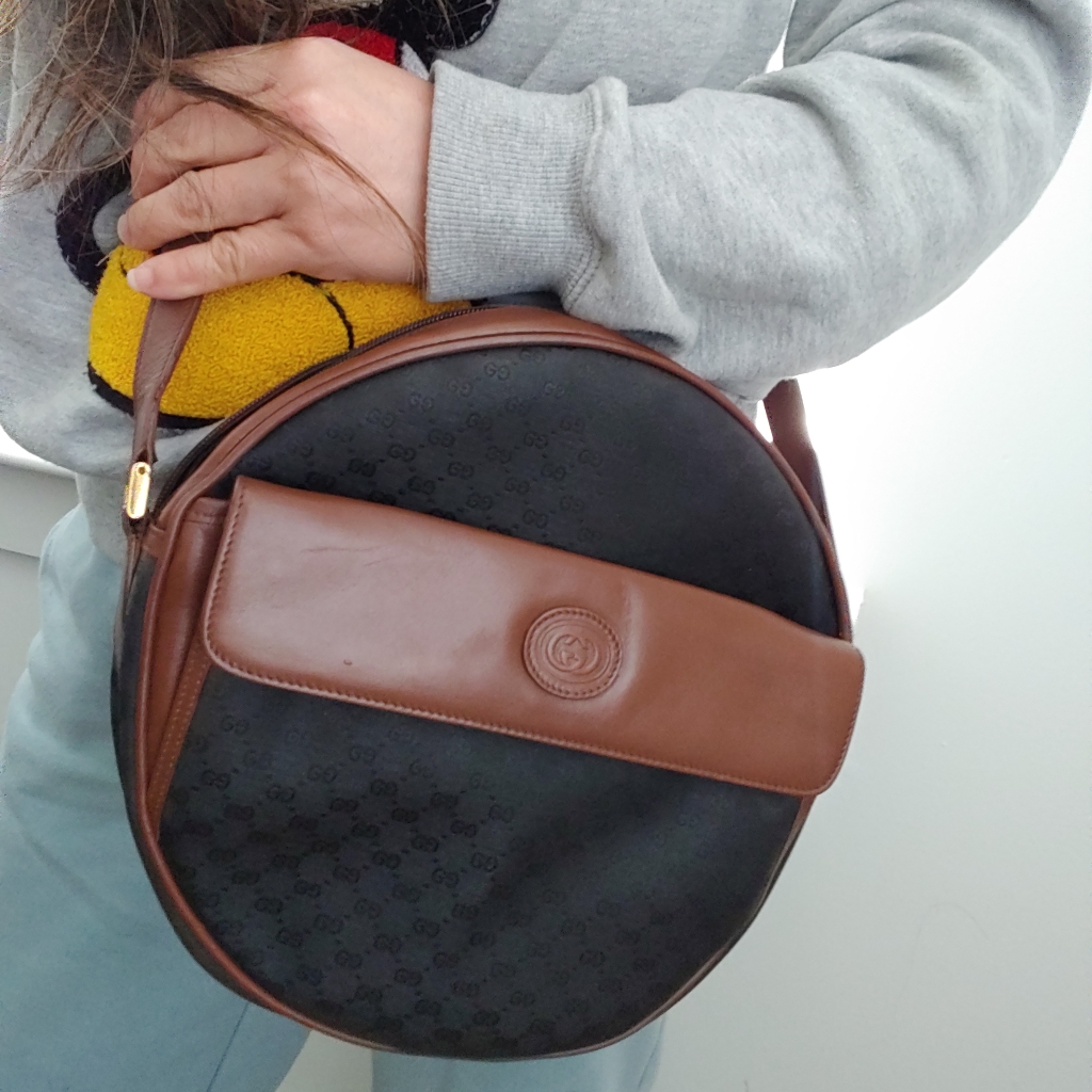 Authentic Vintage Gucci Interlocking Gg Monogram Micro Guccissima Round Circle